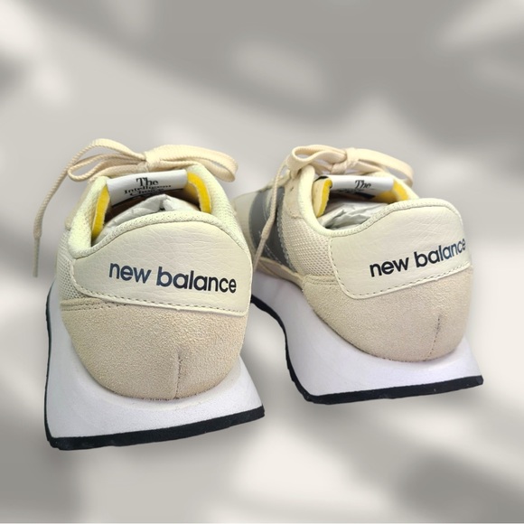 Wmns New Balance 237 trainers in off white color Size 6 - Picture 7 of 8
